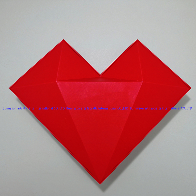 Geometric 3D Diamond Heart Gift Box